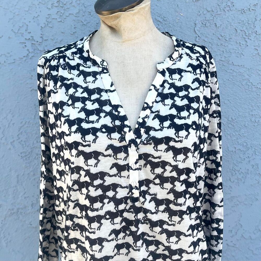 Horse Top Size medium Horse girl quirky print